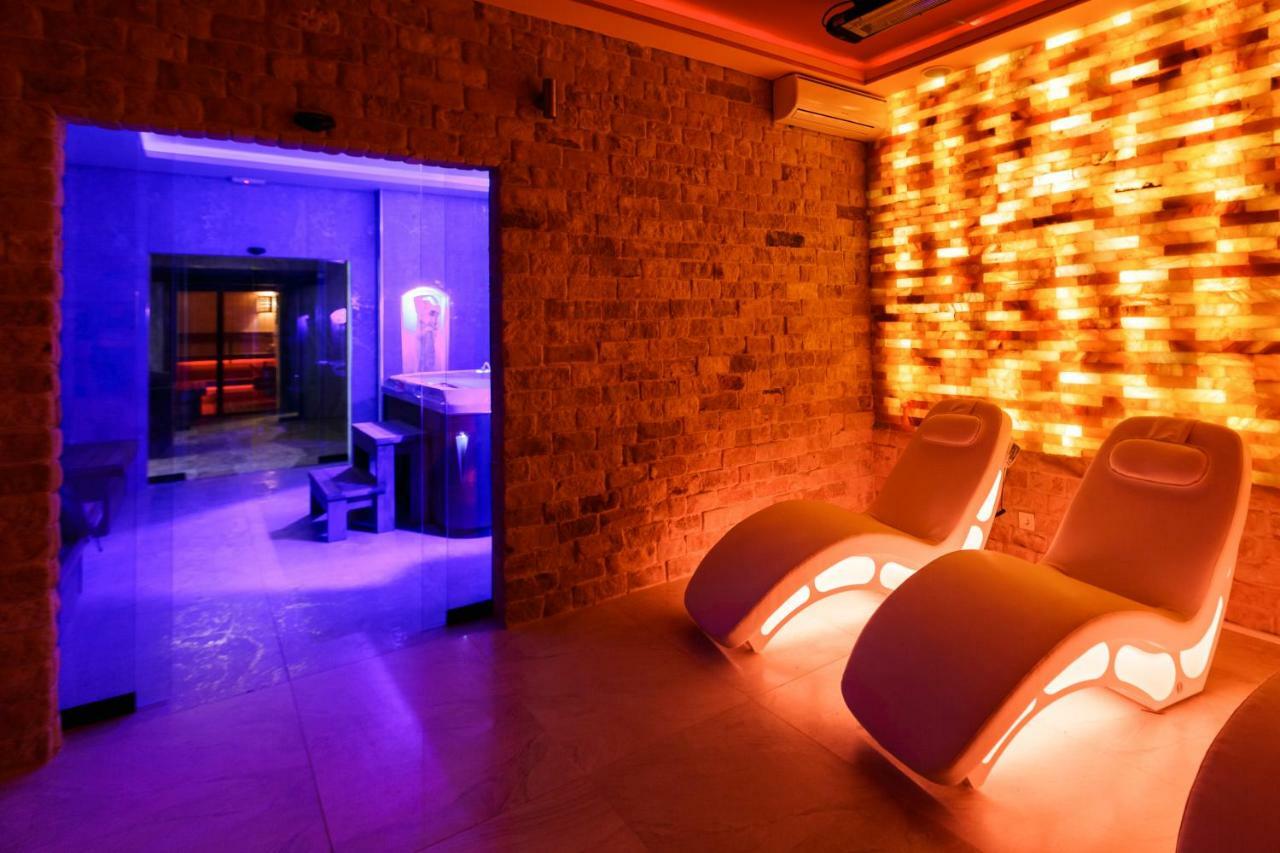 Aqua Spa Hotel Zlatograd Exteriör bild